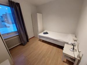 Spacious three-room apartment with balcony