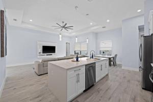 Paradise Home Florida LLC