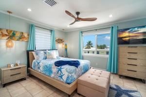 Casa Blue Pelican.