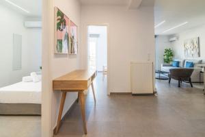 Ranias flat-5 mins to Acropolis