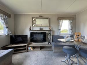 Haggerston Castle - Caravan - Sleeps 6 - Parking