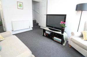 New Bilton House