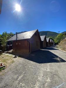 Two-Bedroom Bungalow room in Camping Bungalows La Borda del Pubill