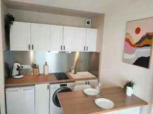 Agréable studio avec balcon et parking - Trélissac