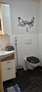 House with2 bedroom, bath, sauna, and big yard