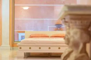 Unique room with indoor pool & attic - Portariá