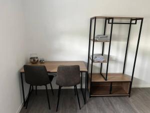 Einzigartiger Neubau-Bungalow - Luxus-Küche, große Terrasse mit Garten - Perfekt für Familie und Gruppen