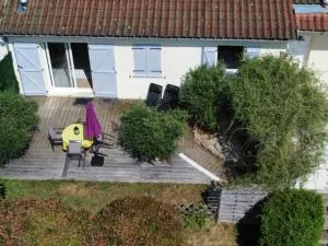 Gîte en bord de lac - 拉卡佩勒－维耶斯康