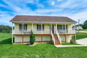 Charming Shenandoah Retreat with Deck and Grill! - 仙纳度