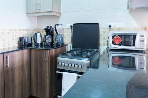 Kasty R Apartments -W Place