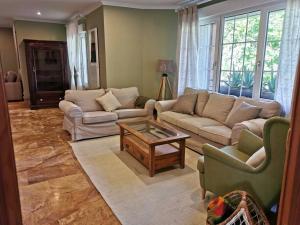 Casa rural piscina y barbacoa