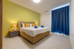 Wave Crest Holiday Apartments by Buena Vista