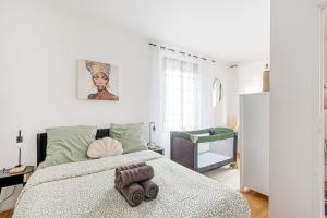 Appartement 2 pièces 36m2, CDG Airport, Disneyland Paris, Asterix, Parc des expo, 10min gare de Chelles, Parking gratuit dans la ville