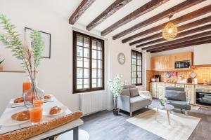 Appartement 2 pièces 36m2, CDG Airport, Disneyland Paris, Asterix, Parc des expo, 10min gare de Chelles, Parking gratuit dans la ville