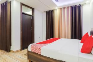 Hotel O The Maharaja Inn