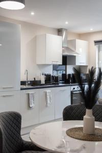 Luxury City 2BD Manchester Apartment