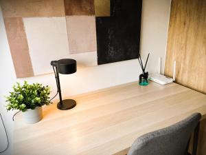 HOM I WiFi, Gym, Mall y Metro cerca, Lavandería