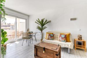 Jungle Suite Terrasse vue Port Wi-Fi, Clim, linge & ménage inclus