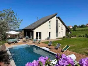 LA MAISON DES VOSGES Nature & Pool - 皮耶尔佩尔塞埃