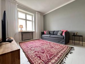 Hello Helsinki - Kruunuhaka