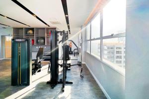 Zainalofts7 ao lado do AACD- Op Art Ibirapuera 53A54A