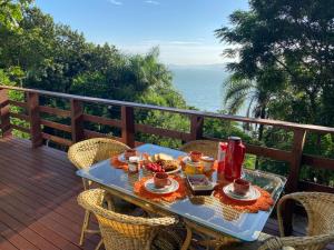 Double Deck - Linda vista para ilha de Floripa com Jacuzzi