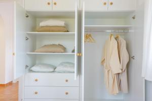 Aletheas Sea View Apartment