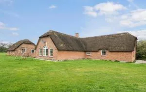 Amazing Home In Ulfborg With Sauna - Øby