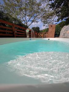 Gray House - Com piscina pertinho do mar!
