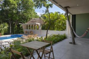 Ikana Puerto Aventuras Golf Getaway