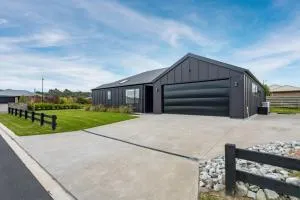 Luxe on Larches - Mokai