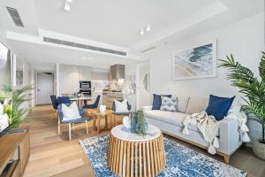 1 Bedroom Ocean View LUXURY Unit - Q Stay