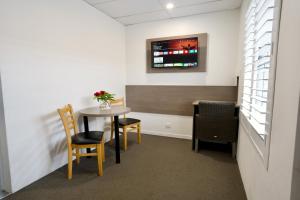 Chalet Motor Inn