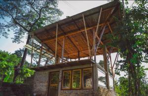 Petrichor Forest Retreat