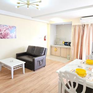 Omni Suites 1Bed #702A