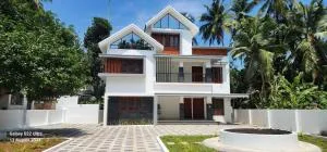 Nambiaparambil Arcade - Māvūr