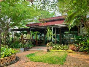 Baan Suan Duang Porn Resort