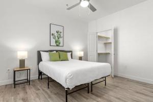 CozySuites by the stadium with pool 18