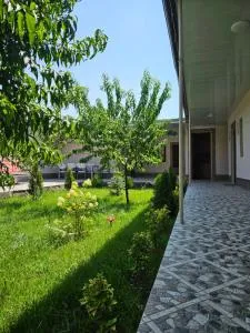 Galstyans Hotel Zvartnots Airport - Musalerr