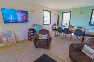 Maisons de vacances Magnifique maison moderne avec acces direct a la mer : photos des chambres