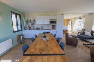 Maisons de vacances Magnifique maison moderne avec acces direct a la mer : Maison 6 Chambres