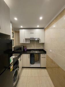 كمباوند جولدن جيتس المقطم