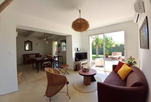 Superbe mazet en Camargue, jardin, parking, terrasses, climatisation, internet