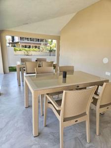 Luxury 5BR Villa w Pool & Beach Access Ayvalık