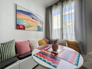 INTUITION - Cannes centre - 6-8 Couchages