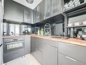 INTUITION - Cannes centre - 6-8 Couchages