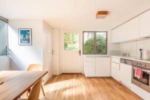 Appartements Charming house with garden - Near Paris : photos des chambres