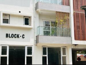 Luxurious one Bedroom Studio apartment