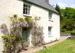 The Old Barn at Bosillion House - Grampound