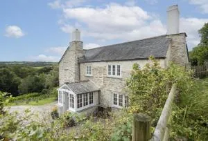 The Old Farmhouse - Pelynt